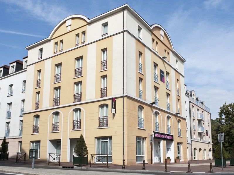 Hotel Quality Suites Maisons-Laffitte Paris Ouest Exterior photo