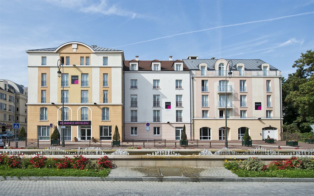 Hotel Quality Suites Maisons-Laffitte Paris Ouest Exterior photo