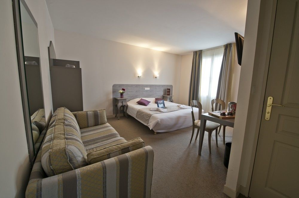 Hotel Quality Suites Maisons-Laffitte Paris Ouest Exterior photo